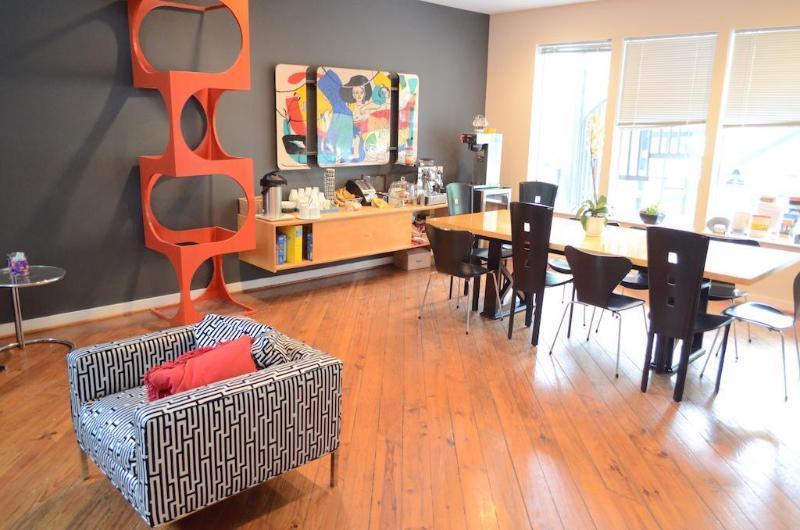 Modern 3* Houston
