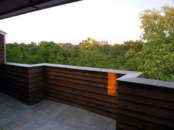Modern Oda ve Kahvaltı Houston